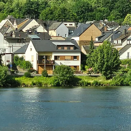 Apartament Moselblickhaus